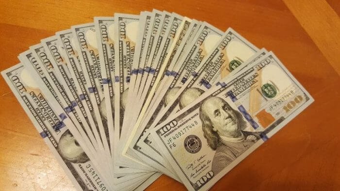 Un client ravi de son repas laisse un pourboire de 2.000 dollars pourboire