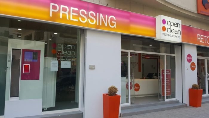 Interview : Open Clean, l’unique pressing à Tanger avec porte de livraison automatique Open Clean