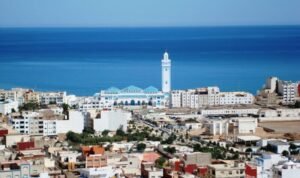 La ville de Fnideq – Parfaite pour des activités variées tourisme nord du Maroc