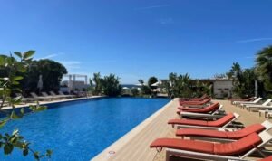 Le restaurant "La Piscine" continue