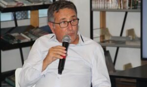 Olivier Galan présente le programme culturel de 2022/2023 de l’Institut français du Maroc – site de Tanger et Tétouan Olivier