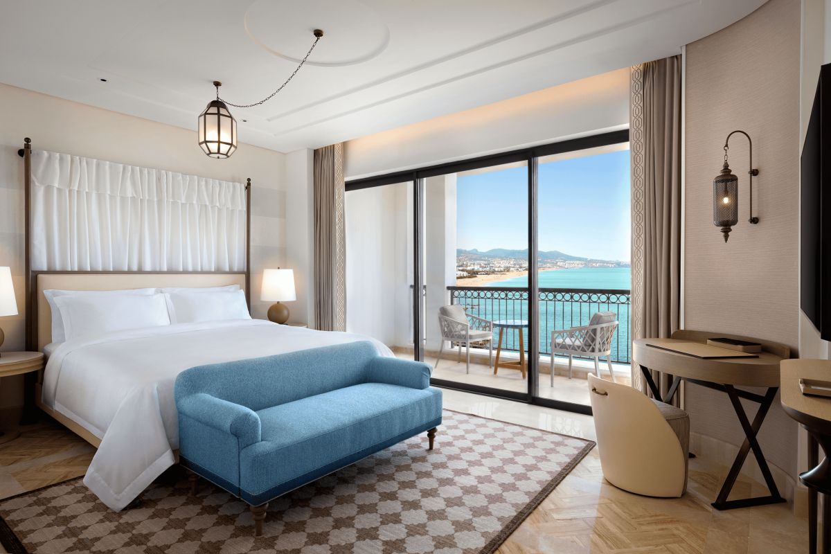Suite de St. Regis La Bahia Blanca Resort