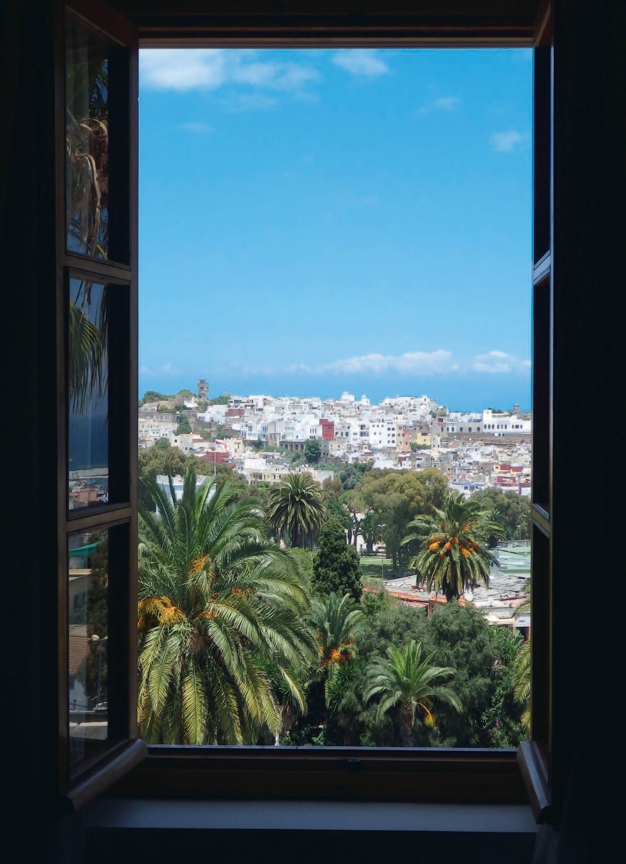 Fenêtre de la chambre 35 du Grand hôtel Villa de France où a séjourné l'artiste Henri Matisse