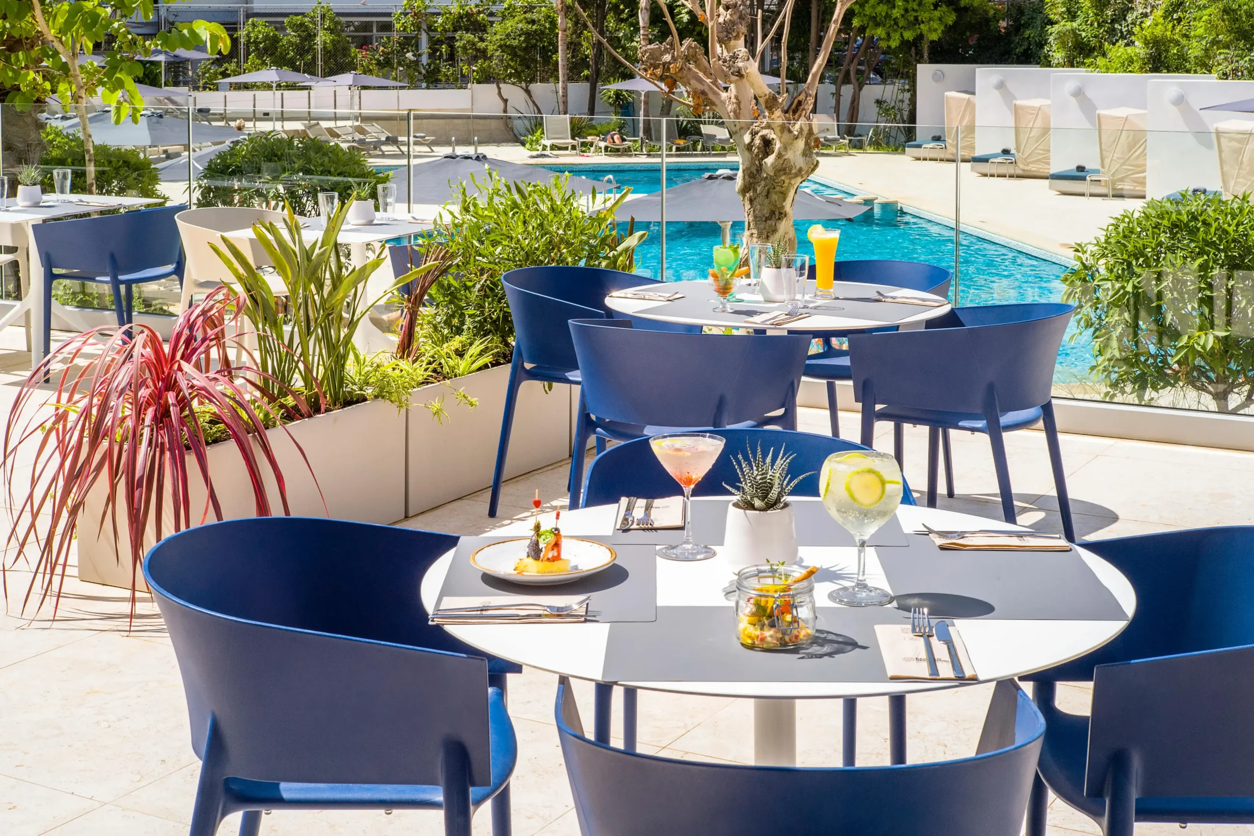 Le Breeze bar du Barcelo Tanger pour se rafraîchir en bord de piscine