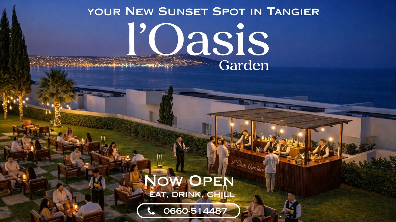 Visuel promotionnel de l'espace en plein air L'Oasis de l'hôtel Farah Tanger avec le paysage maritime du Détroit de Gibraltar.