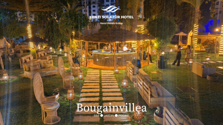 Bougainvillea Kenzi Solazur Hotel : Le nouvel espace lifestyle incontournable à Tanger Bar jardin Bougainvillea Kenzi Solazur à Tanger avec cocktails et ambiance conviviale pour la soirée match du Maroc