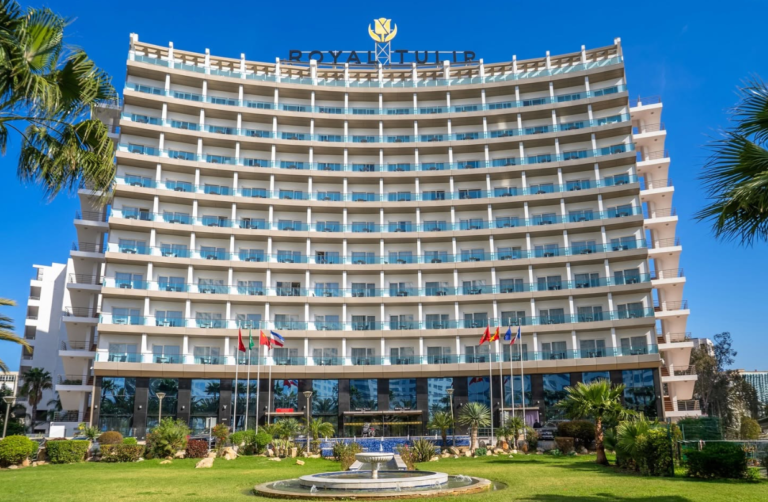 Façade du Royal Tulip City Center Tanger hôtel pour grandes délégations à Tanger