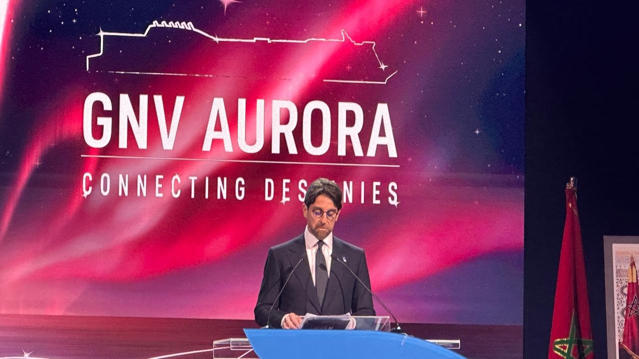 Le directeur général de GNV Matteo Catani lors de son allocution à la cérémonie du GNV Aurora.