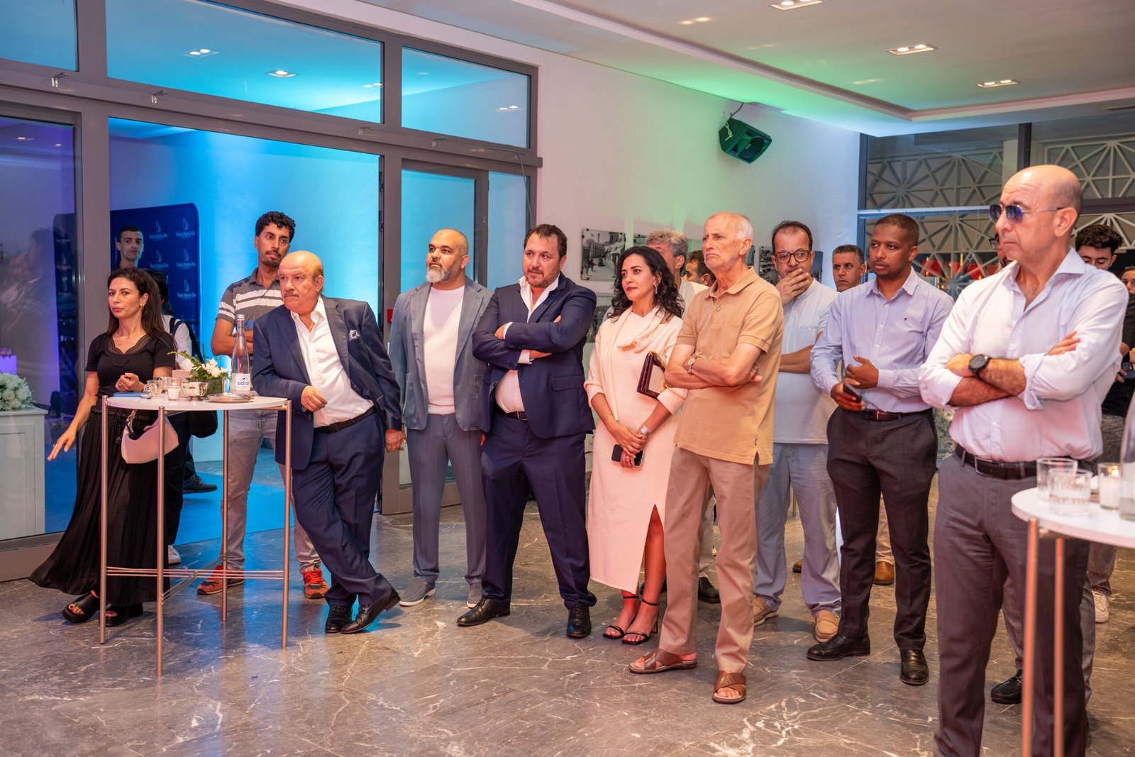 Le grand public et les visiteurs rassemblés lors des Journées Portes Ouvertes du Port de Tanger Ville. 